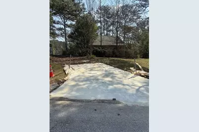 1560 Stoneleigh Hill Road, Lithonia, GA 30058 - Photo 3