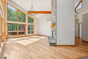 2792 Cliffview Dr SW, Lilburn, GA 30047 - Photo 9