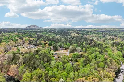 2792 Cliffview Drive SW, Lilburn, GA 30047 - Photo 73