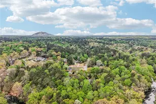 2792 Cliffview Dr SW, Lilburn, GA 30047 - Photo 73