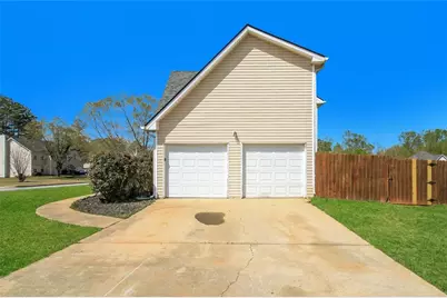 444 Grove Park Drive, Locust Grove, GA 30248 - Photo 3