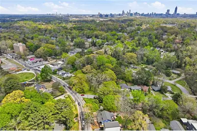 263 W Lake Avenue NW, Atlanta, GA 30314 - Photo 13