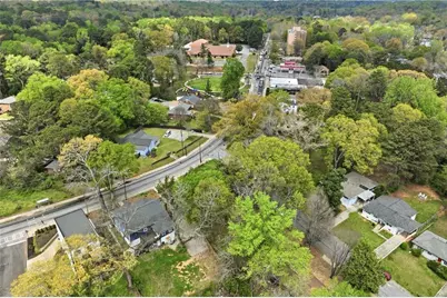 263 W Lake Avenue NW, Atlanta, GA 30314 - Photo 9