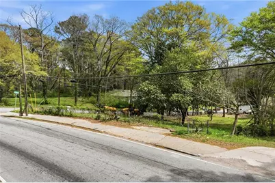 263 W Lake Avenue NW, Atlanta, GA 30314 - Photo 3