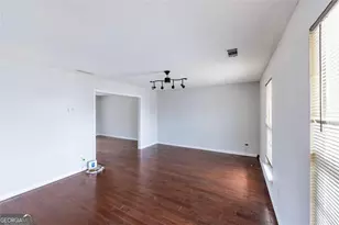 5855 Amerson Ln, Ellenwood, GA 30294 - Photo 9