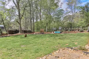 111 Little Brook Dr, Woodstock, GA 30188 - Photo 29