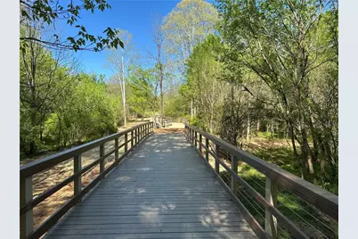 5015 Wayt Farm Overlook, Cumming, GA 30040 - Photo 3