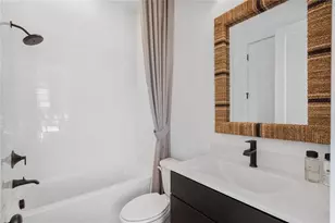 991 Bibbs Circle NW, Atlanta, GA 30318 - Photo 9