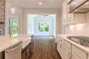 135 River Ridge Walk, Monroe, GA 30656 - Photo 7