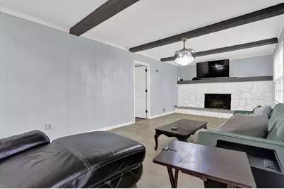 466 Hickory Hills Drive, Stone Mountain, GA 30083 - Photo 17