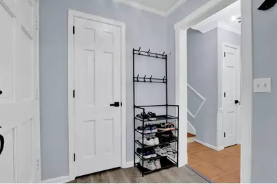 466 Hickory Hills Drive, Stone Mountain, GA 30083 - Photo 3