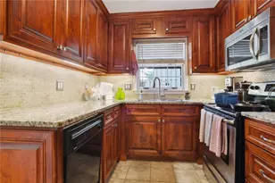 73 La Rue Pl NW, Atlanta, GA 30327 - Photo 9