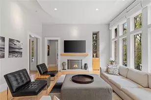 4915 Northway Dr NE, Sandy Springs, GA 30342 - Photo 17