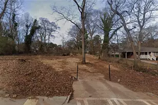 3398 Glenwood Rd, Decatur, GA 30032 - Photo 1