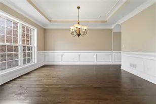 2704 Ivy Cir, Conyers, GA 30013 - Photo 11