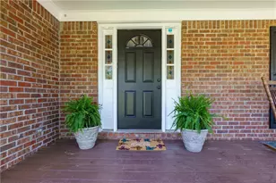 2072 Perrin Dr, Lawrenceville, GA 30043 - Photo 3