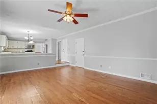 2072 Perrin Dr, Lawrenceville, GA 30043 - Photo 17