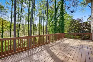 2072 Perrin Dr, Lawrenceville, GA 30043 - Photo 19