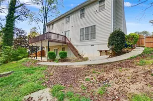 2072 Perrin Dr, Lawrenceville, GA 30043 - Photo 35