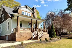 435 Walton St, Monroe, GA 30655 - Photo 3