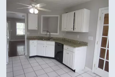 6285 Huntcliff Drive, Flowery Branch, GA 30542 - Photo 11