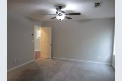6285 Huntcliff Drive, Flowery Branch, GA 30542 - Photo 13