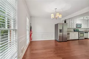 2895 Shurburne Dr, Alpharetta, GA 30022 - Photo 11