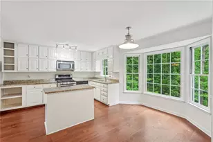 2895 Shurburne Dr, Alpharetta, GA 30022 - Photo 13