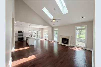 4000 Amberley Lane, Marietta, GA 30062 - Photo 3