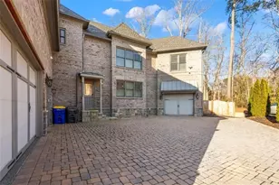 925 Sunny Meadows Ln, Marietta, GA 30062 - Photo 5