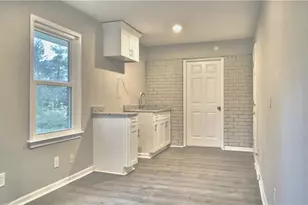 6078 Hillvale Rd, Lithonia, GA 30058 - Photo 3