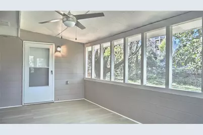 6078 Hillvale Road, Lithonia, GA 30058 - Photo 7