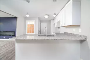 6078 Hillvale Rd, Lithonia, GA 30058 - Photo 11