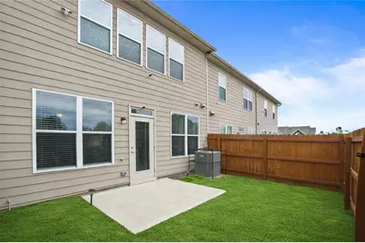 7637 Avalon Boulevard, Fairburn, GA 30213 - Photo 7