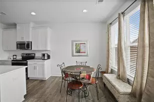 7637 Avalon Blvd, Fairburn, GA 30213 - Photo 5