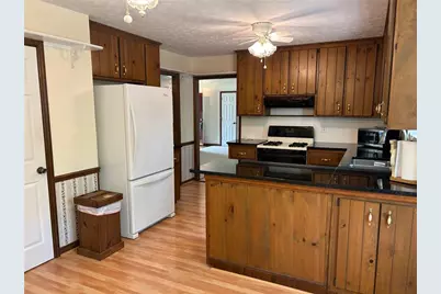 5162 Irwin Court SW, Lilburn, GA 30047 - Photo 11