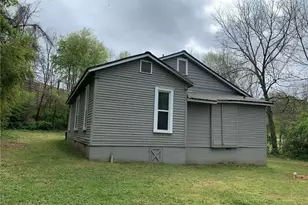 3143 Robinson Pl, Gainesville, GA 30504 - Photo 3