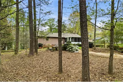 2575 Valleyhill Drive, Acworth, GA 30102 - Photo 9