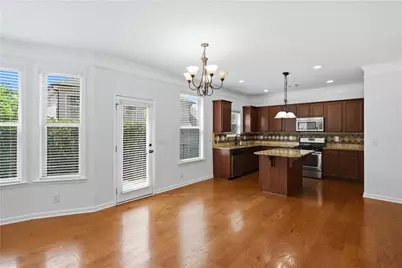 305 Nichols Ridge Points, Suwanee, GA 30024 - Photo 9