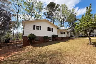 2405 Eric Ln, Douglasville, GA 30135 - Photo 7