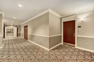 3334 Peachtree Rd NE, Atlanta, GA 30326 - Photo 23