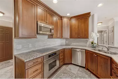 3334 Peachtree Road NE #1208, Atlanta, GA 30326 - Photo 9