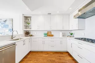 2881 Peachtree Rd NE, Atlanta, GA 30305 - Photo 17