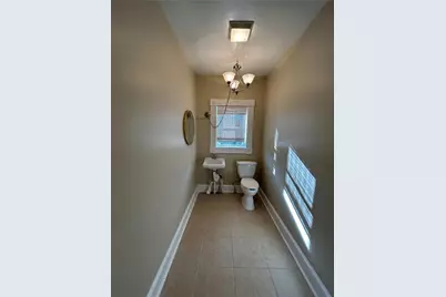 411 Green Street NW, Gainesville, GA 30501 - Photo 11