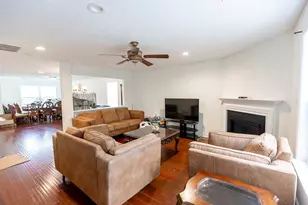 3345 Bridgeshaw Dr, Cumming, GA 30028 - Photo 3