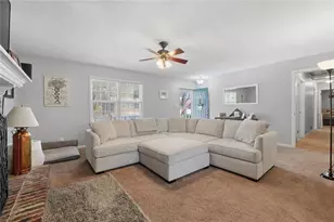 536 Valleyview Dr, Winder, GA 30680 - Photo 3