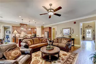 5035 Habersham Hills Dr, Suwanee, GA 30024 - Photo 11