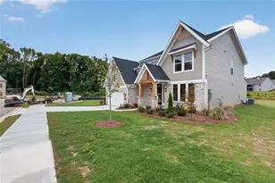 320 Cherokee Rose Ln, Hoschton, GA 30548 - Photo 5