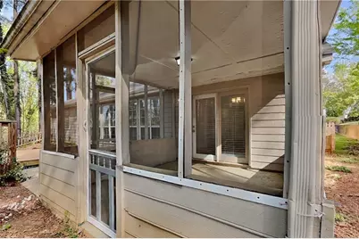 615 Paris Drive, Lawrenceville, GA 30043 - Photo 19