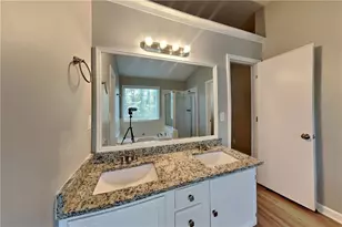 615 Paris Dr, Lawrenceville, GA 30043 - Photo 11